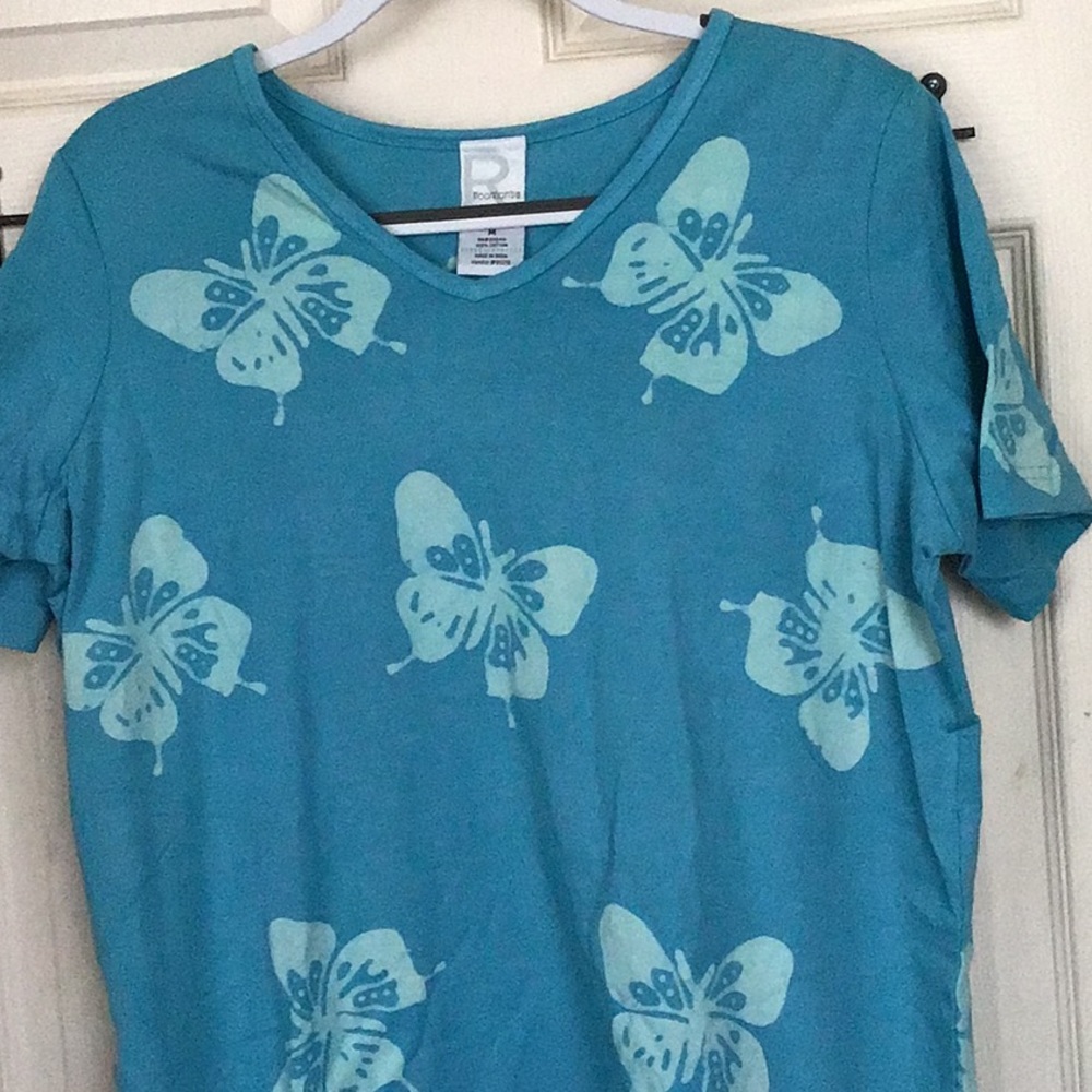 Turquoise butterfly tunic type shirt 100% cotton has slits at the bottom